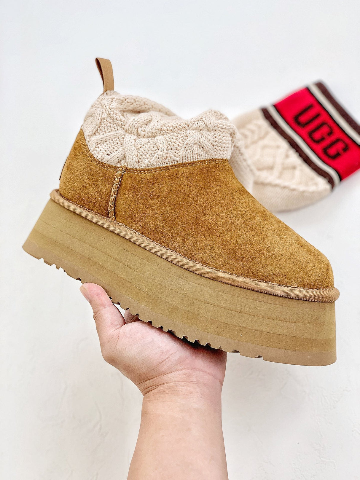 UGG 1144045 Stivali Scanalati di lana con logo in pelle scamosciata colore cammello 35-40 My Store