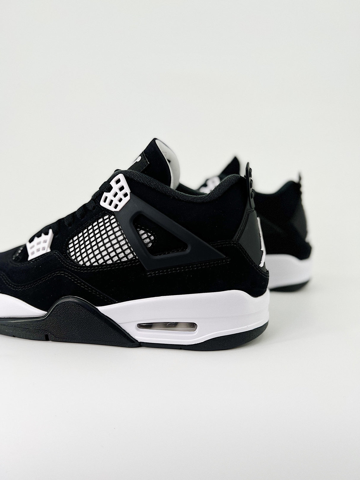 air jordan 4 Retro FQ8138-001 size 36 - 48