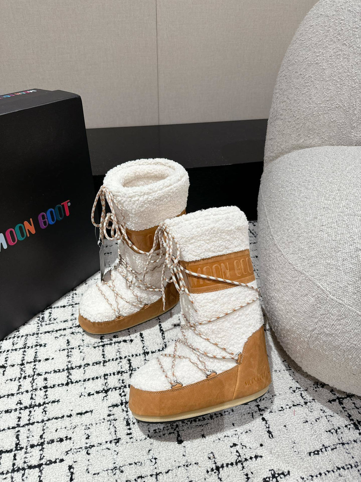 Moon Boot - Icon Shearling Camel