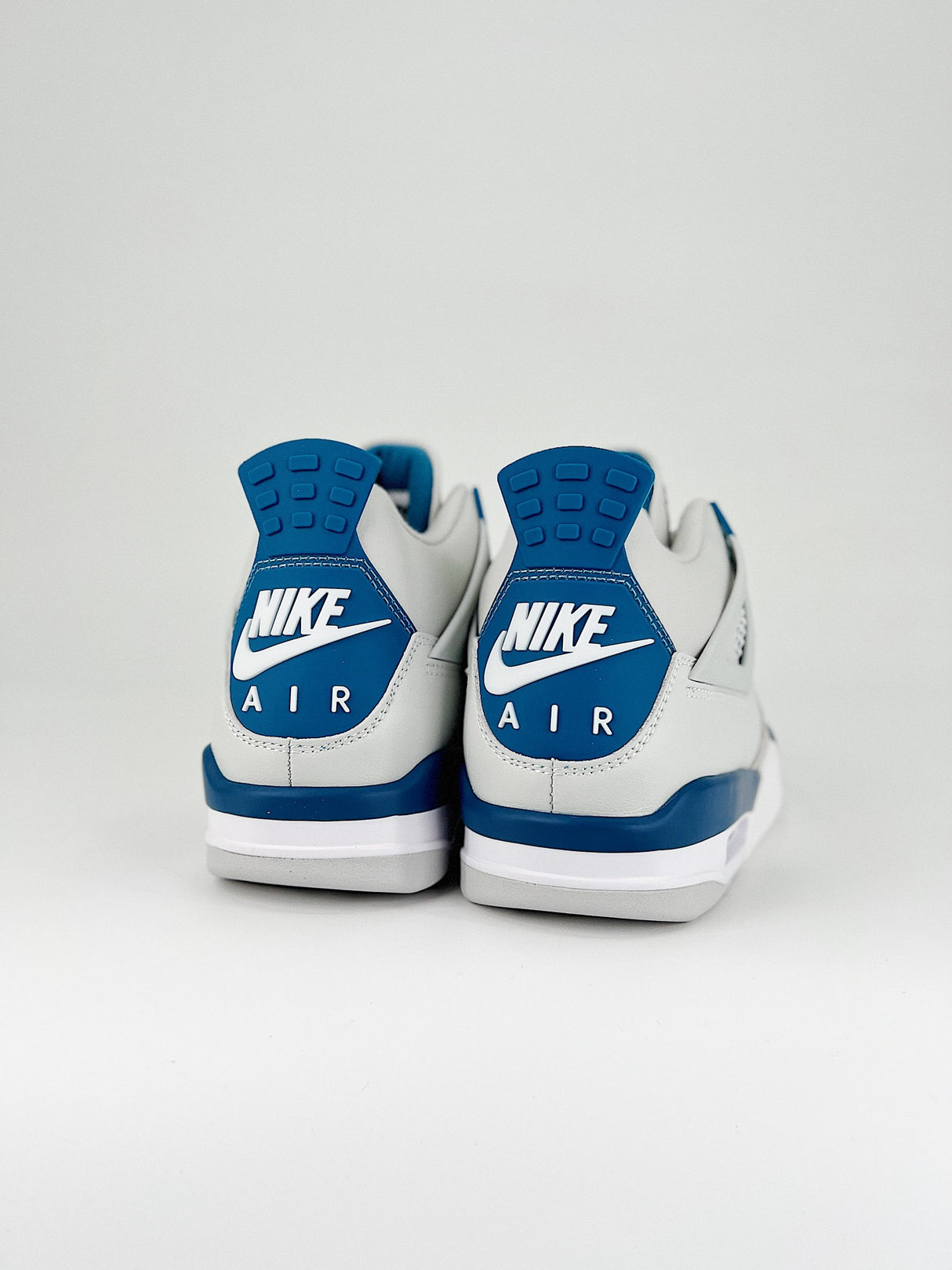 Air Jordan AJ4 Retro FV5029-141 size 36 - 47.5 military blue