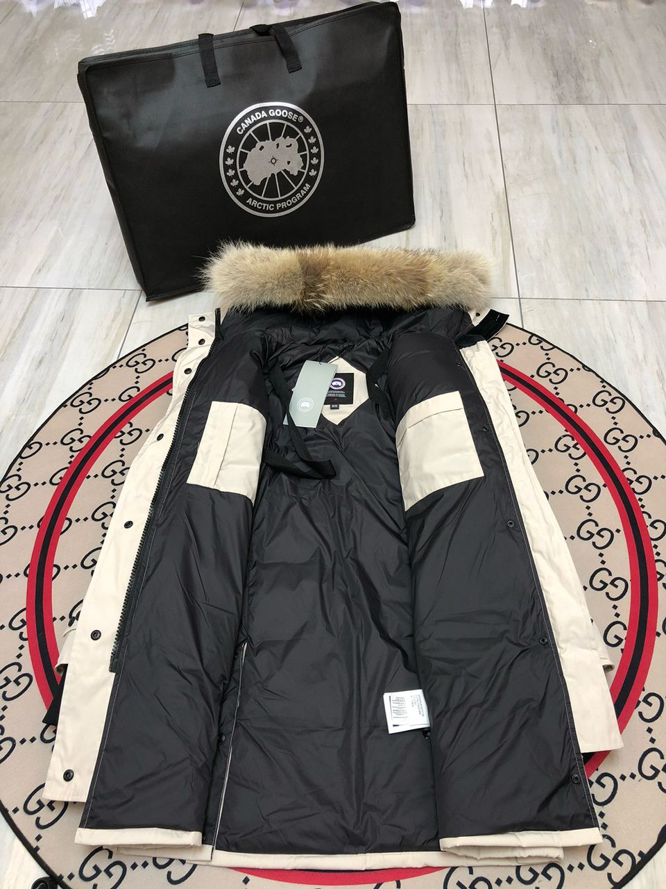 Canada Goose Shelburne Parka White