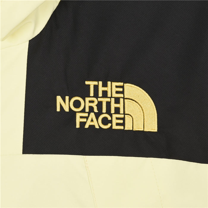 The North Face & BrainDead Jacket Light Green - ESTOCKK