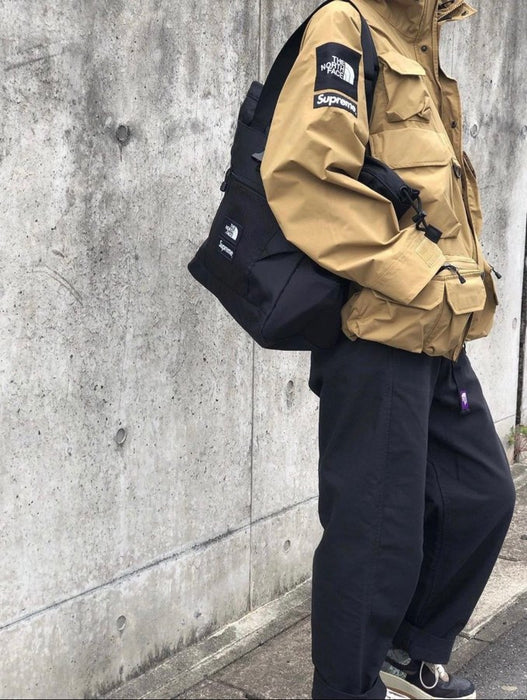 The North Face & Supreme Workwear 20FW WEK13 Multi-Pocket  Hooded Cargo Jacket - ESTOCKK